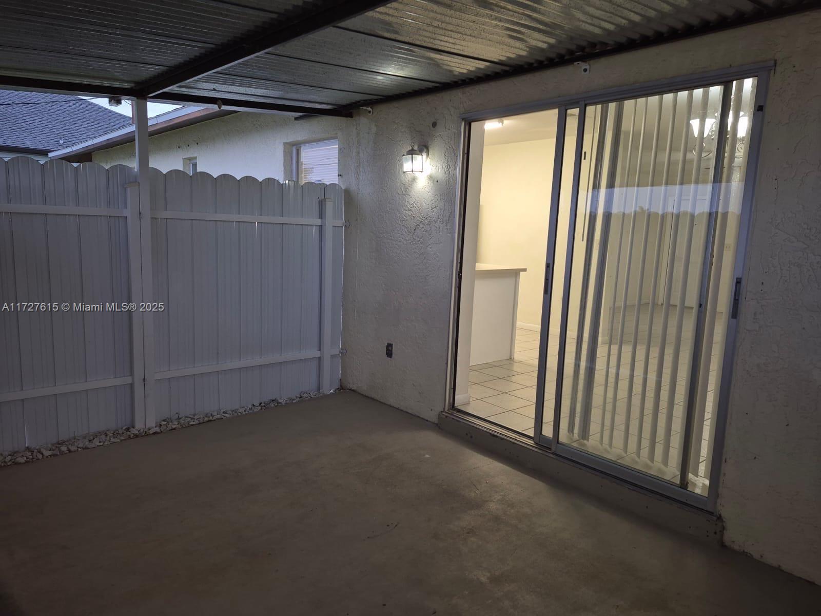 1019 Nw 7th Place Property Photo 11