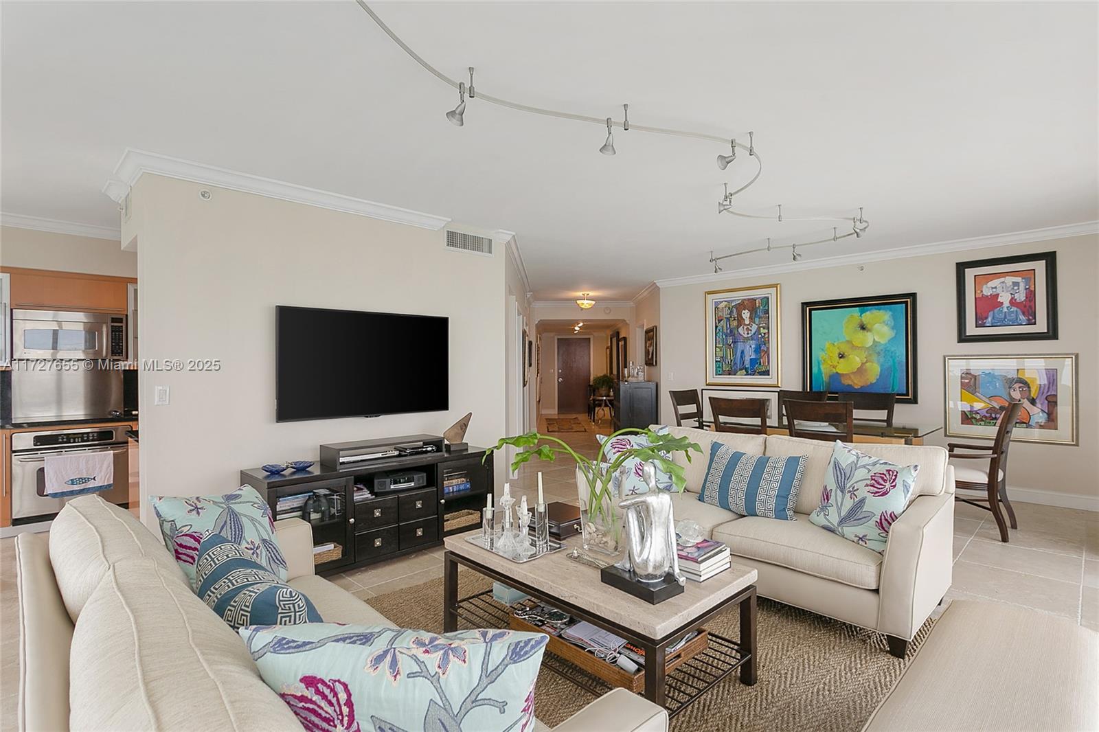 6365 Collins Ave 3401 Property Photo 2