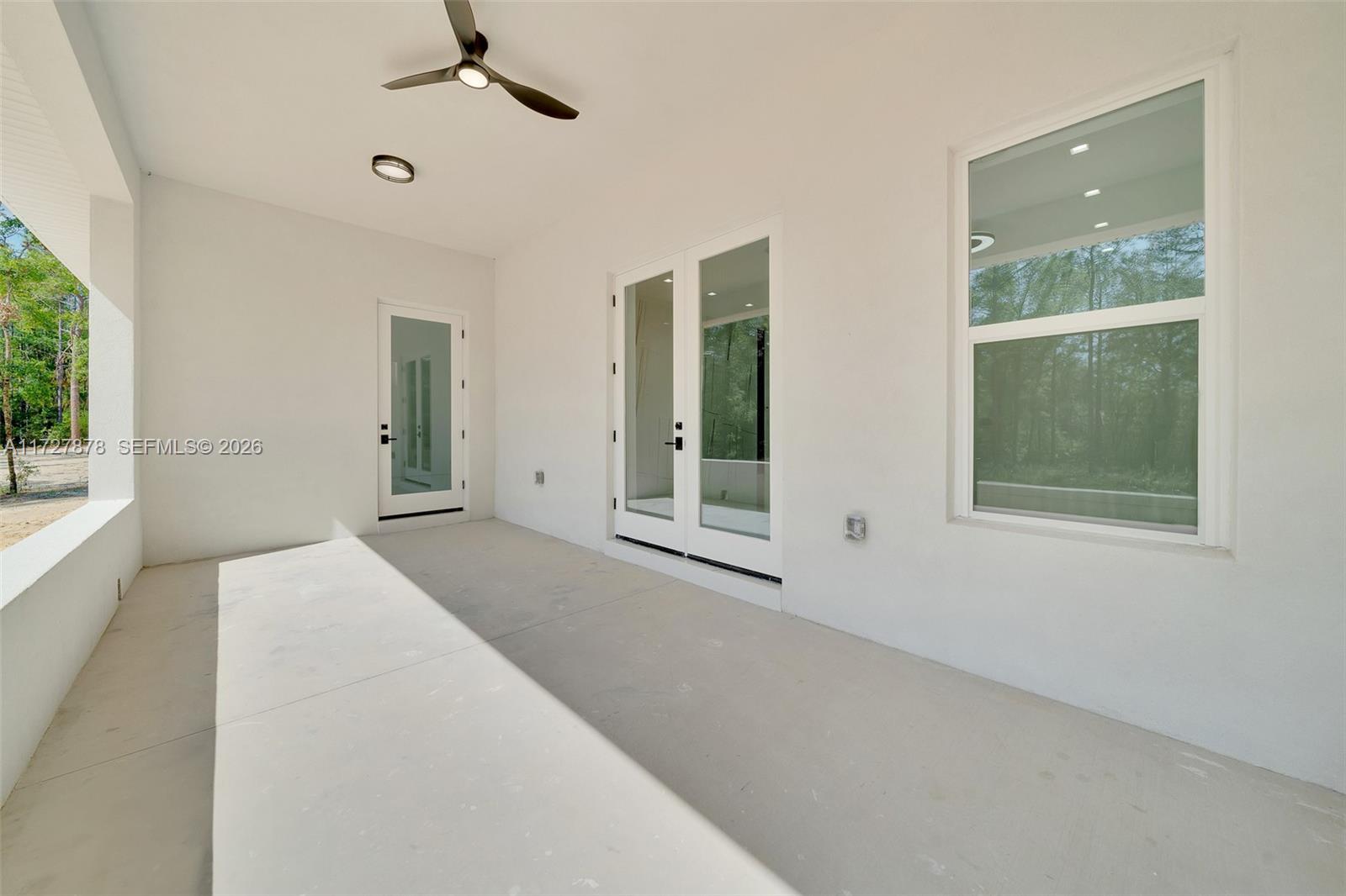A11727878 Property Photo 50