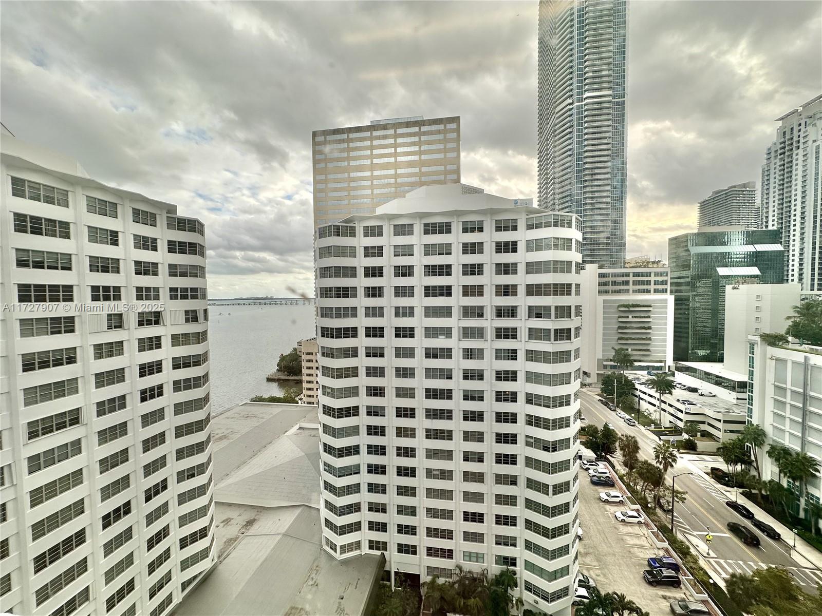 825 Brickell Bay Dr 1751 Property Photo 1