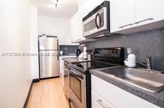 820 Euclid Ave 307 Property Photo 2