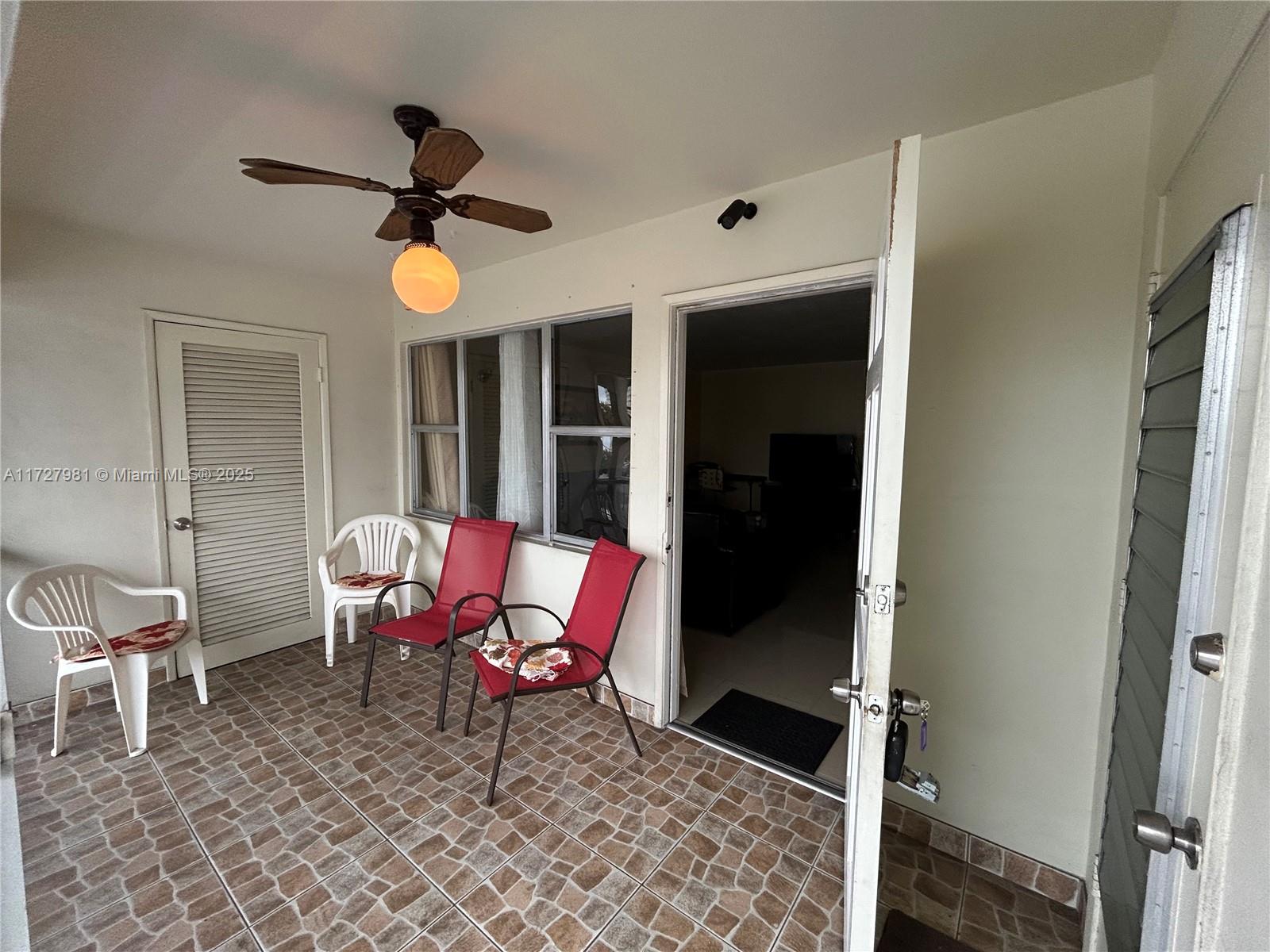 250 Layne Blvd 213 Property Photo 7