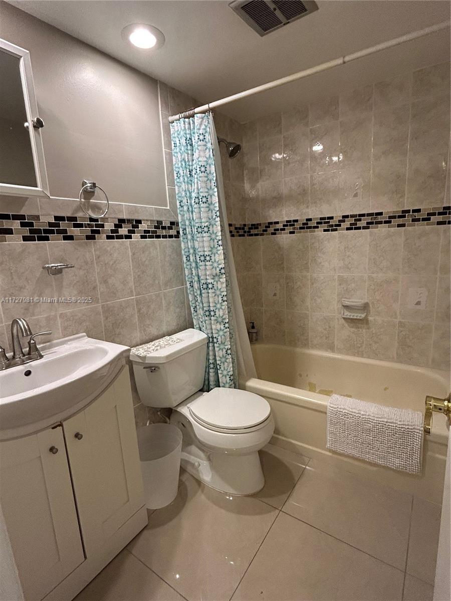 250 Layne Blvd 213 Property Photo 24
