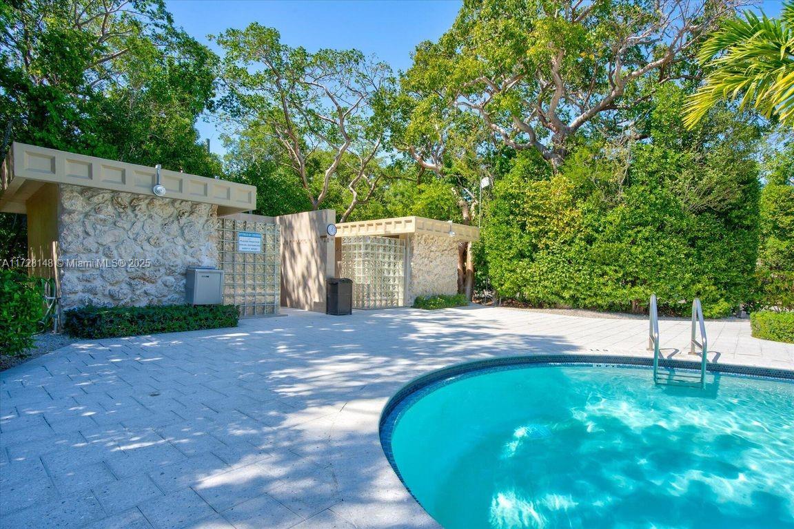 96000 Overseas Hwy X23+36ftslip Property Photo 33