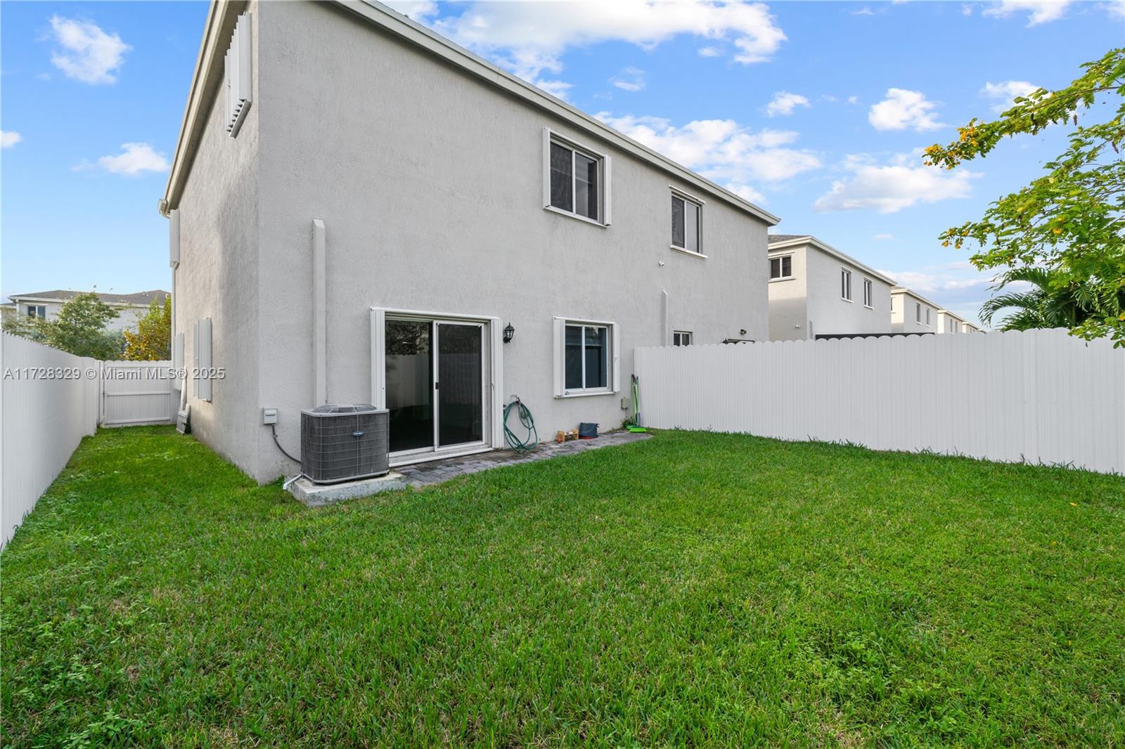 Property Photo 25