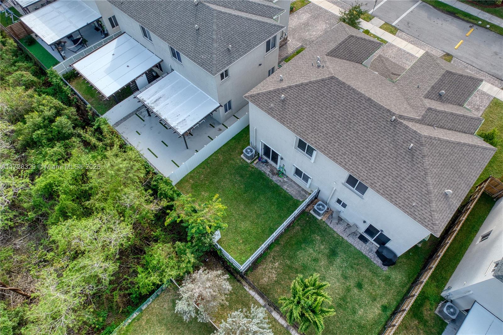 Property Photo 31