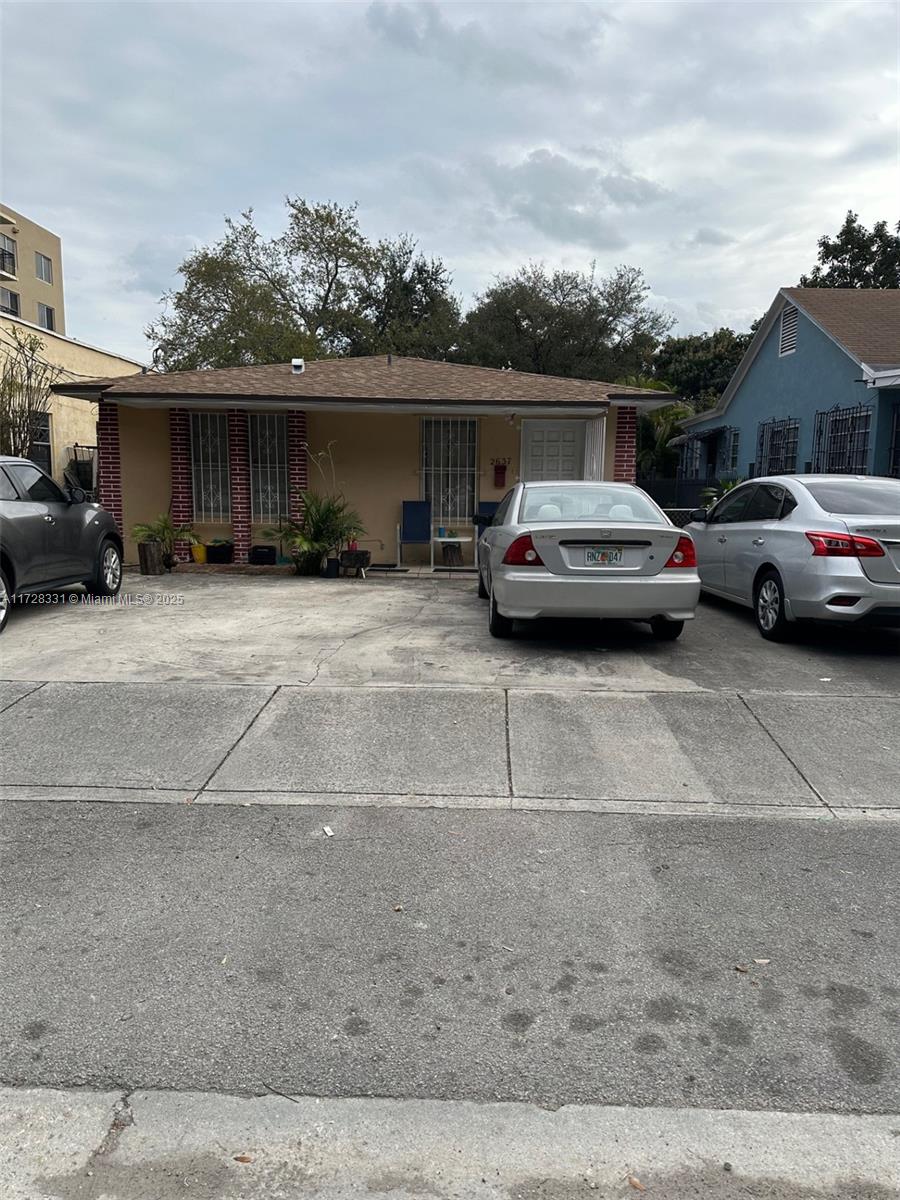 2635 Nw 25th Ave Property Photo