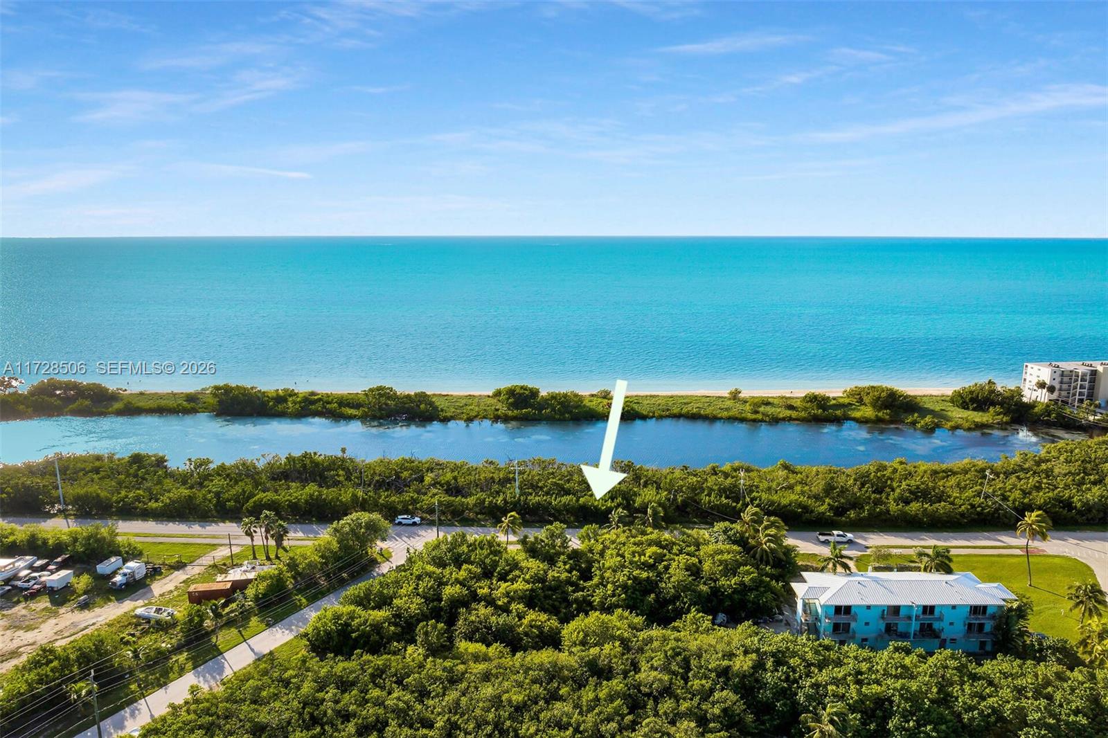 300 Coco Plum Property Photo 1