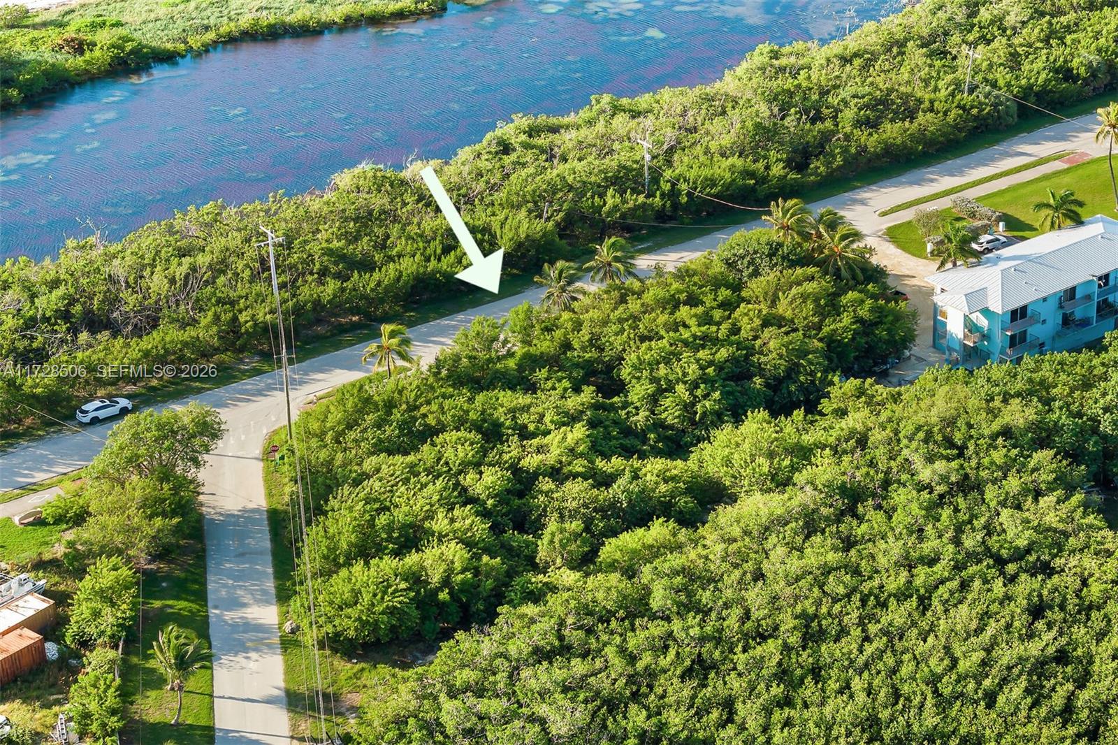 300 Coco Plum Property Photo 9
