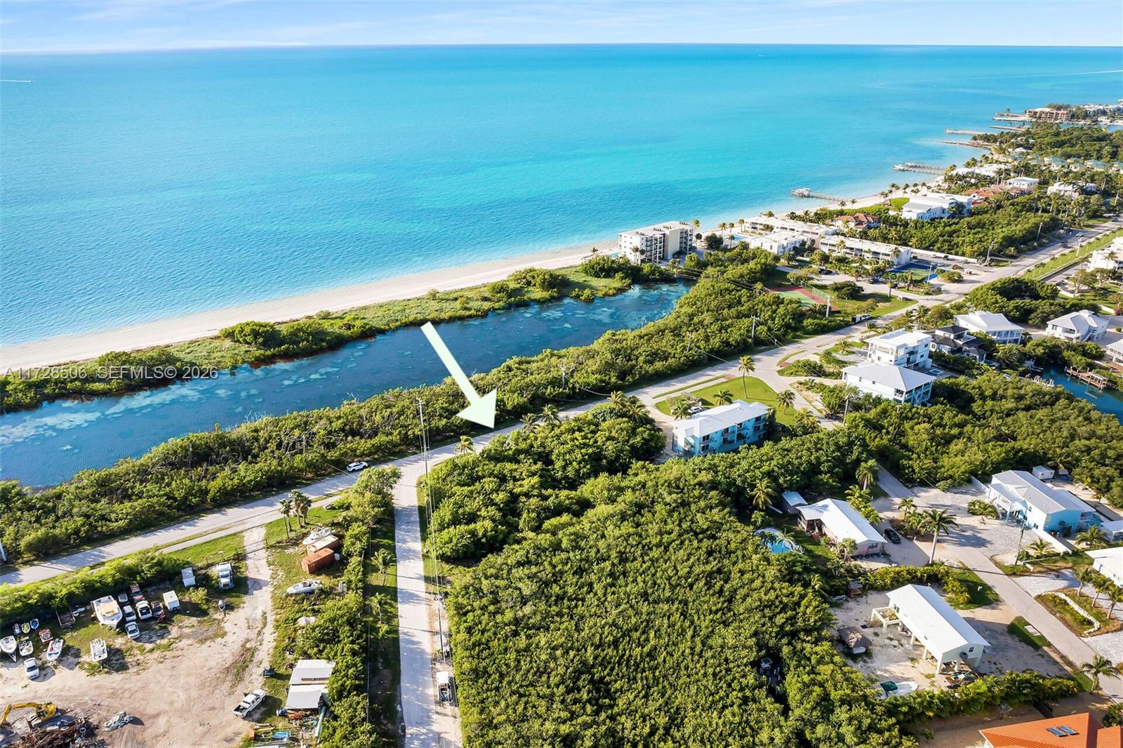 300 Coco Plum Property Photo 12