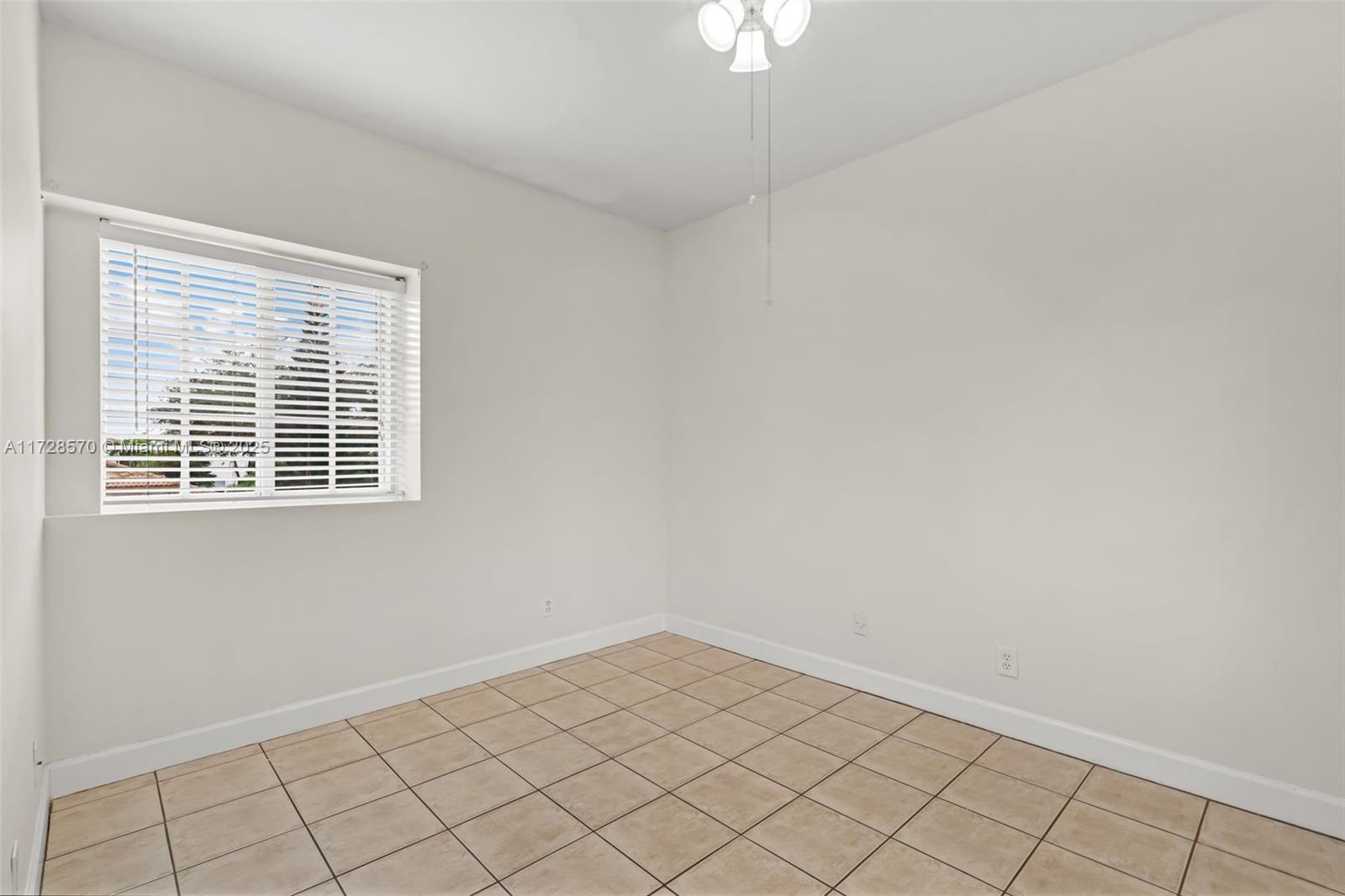 9793 Nw 29th Ter Property Photo 27