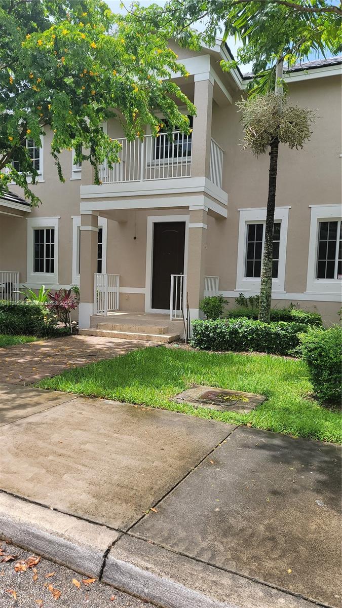 21 Real Estate Listings Main Image