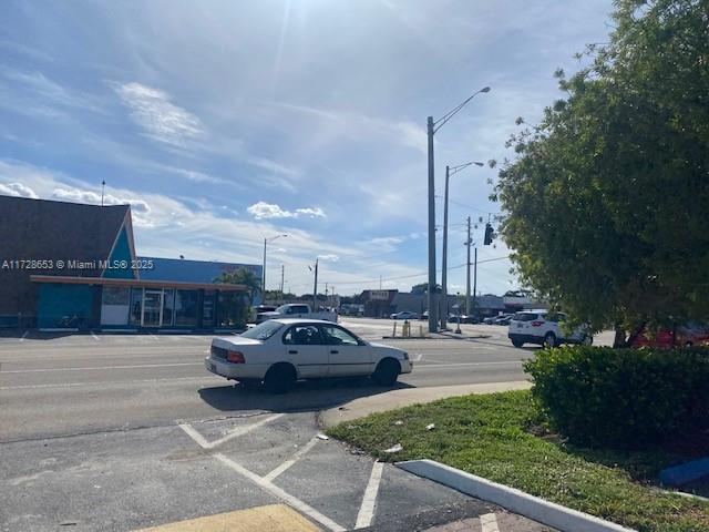 4400 N Dixie Hwy Property Photo 7