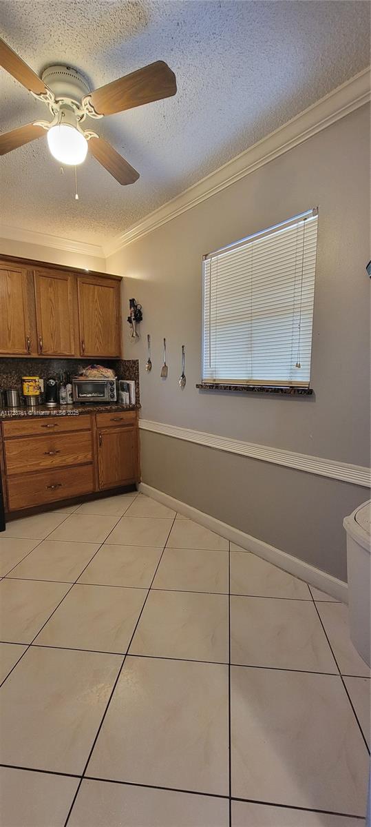 2840 Somerset Dr 318m Property Photo 3