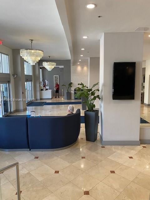 100 Lincoln Rd 616 Property Photo 16