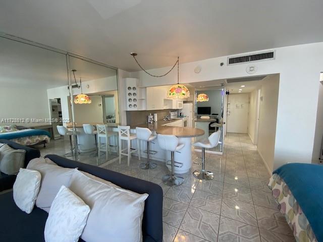 100 Lincoln Rd 616 Property Photo 27