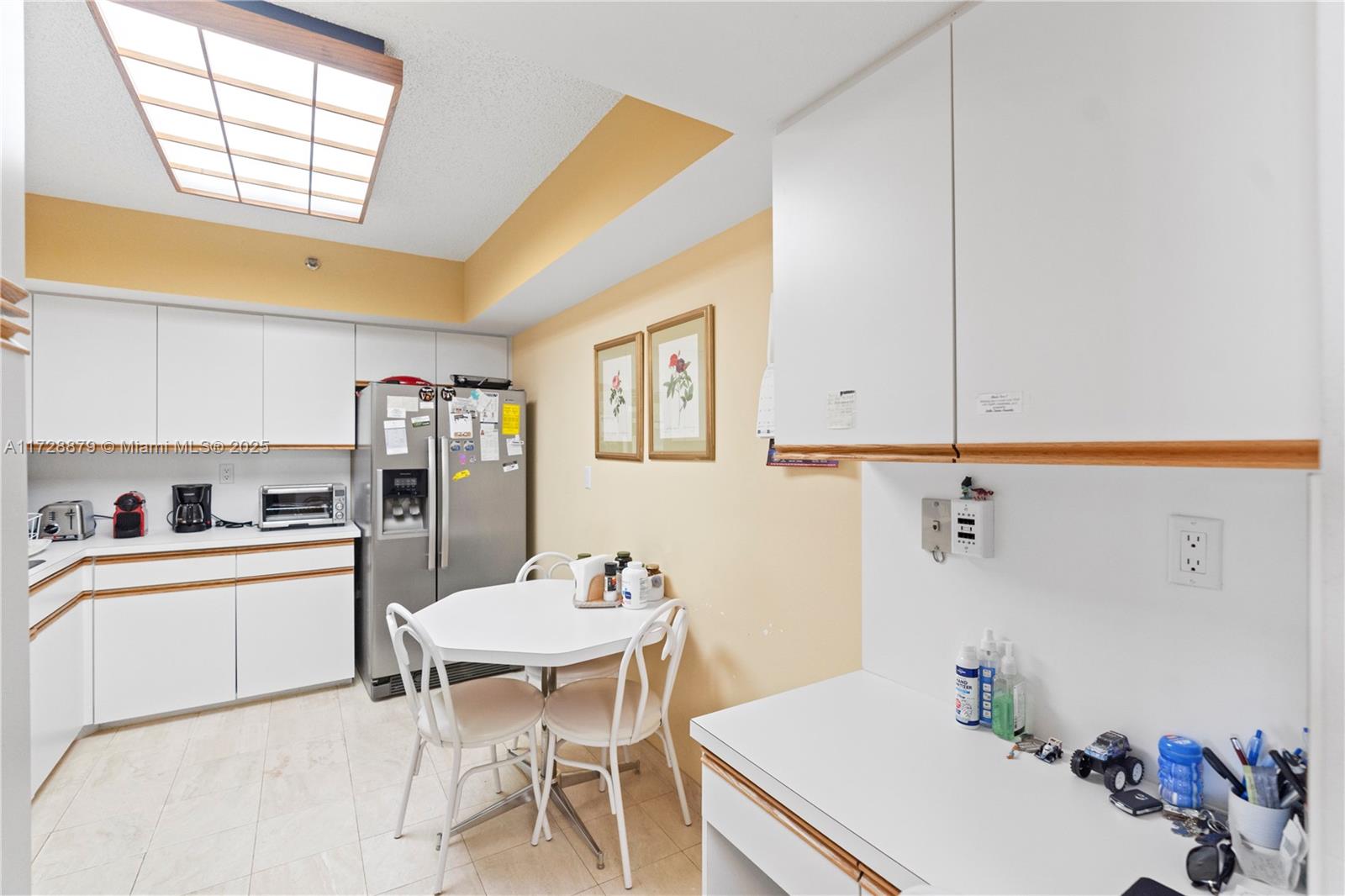 3600 Mystic Pointe Dr 1111 Property Photo 6