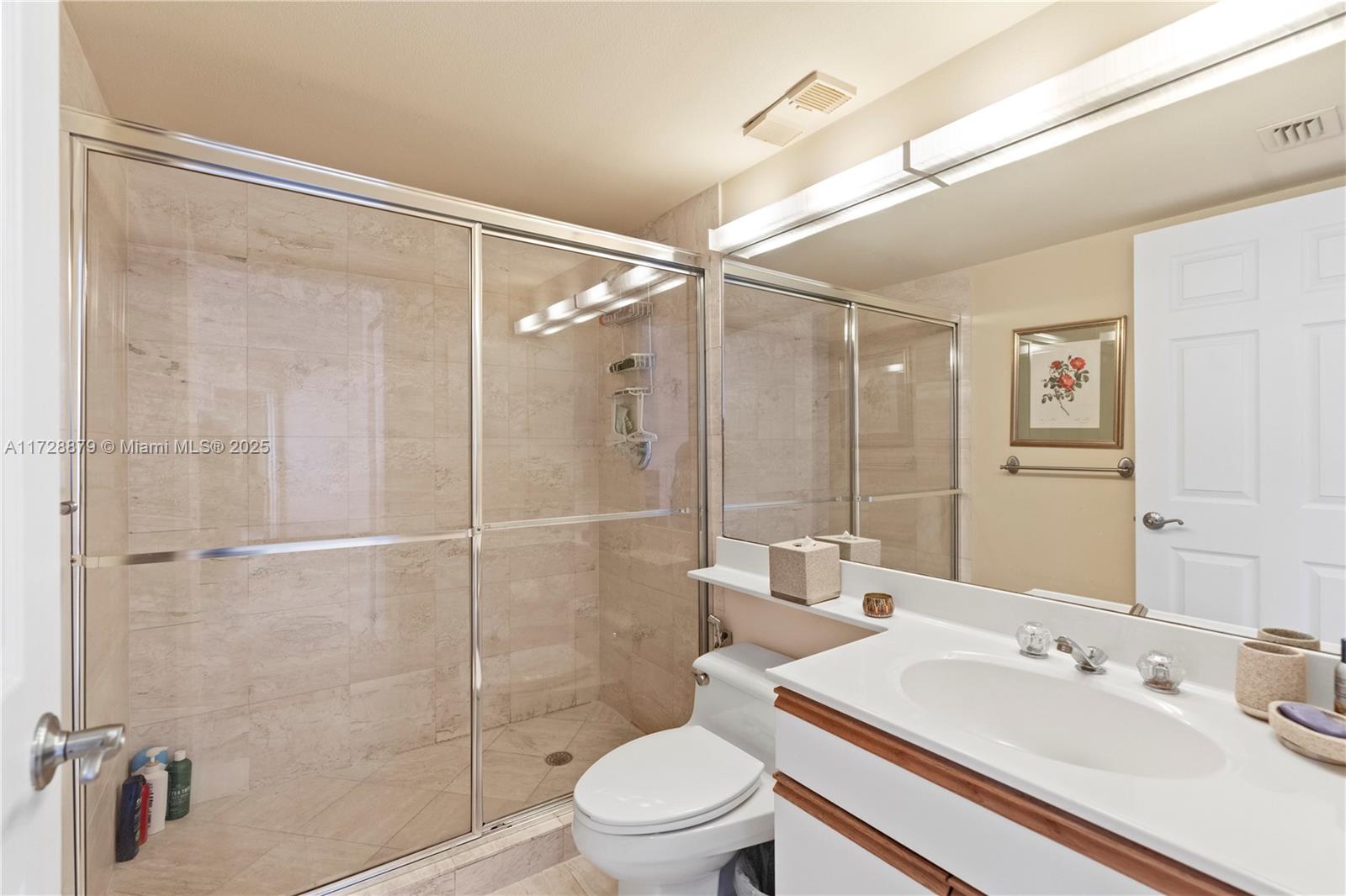 3600 Mystic Pointe Dr 1111 Property Photo 12
