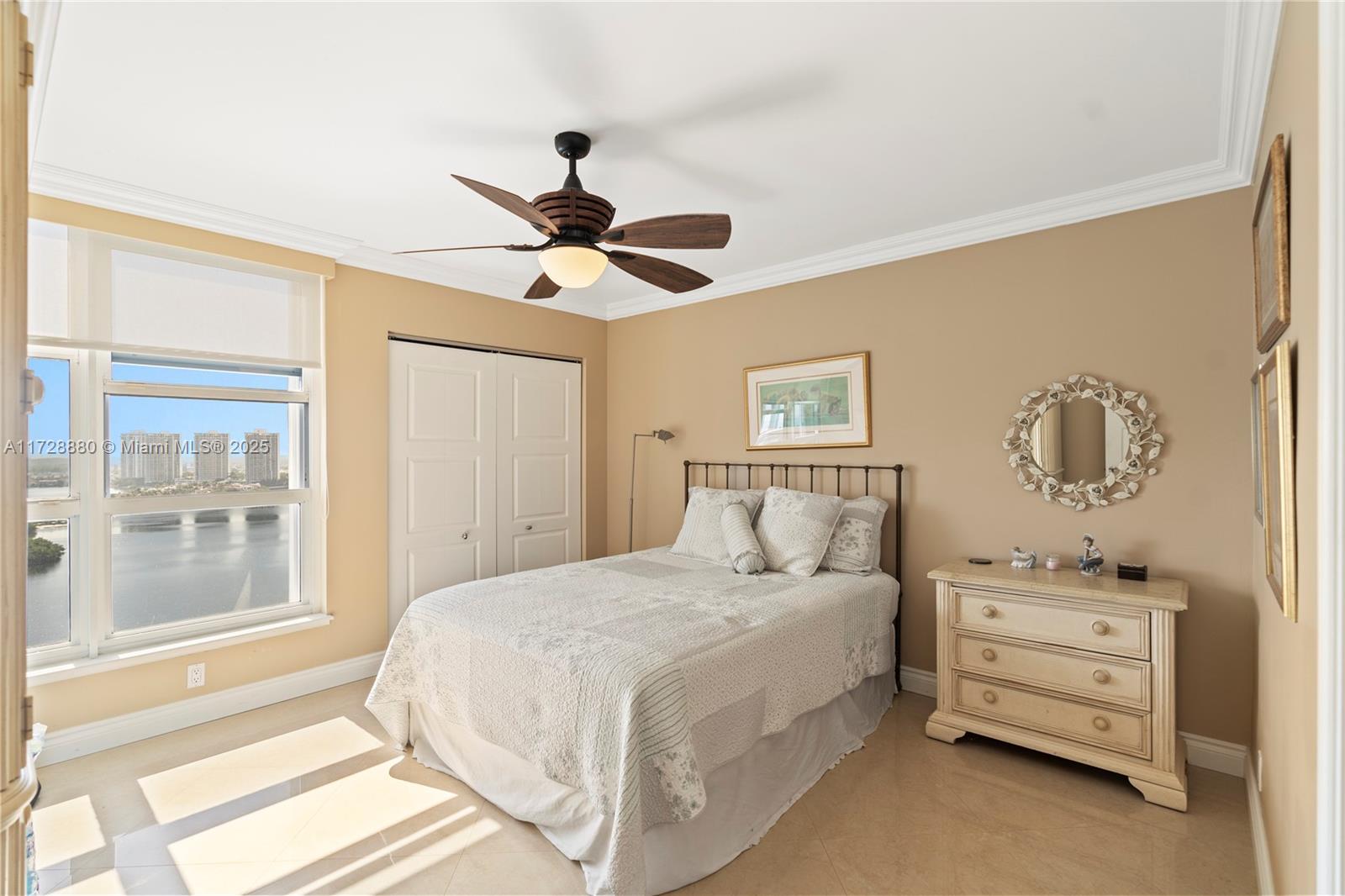 3530 Mystic Pointe Dr 2515 Property Photo 18
