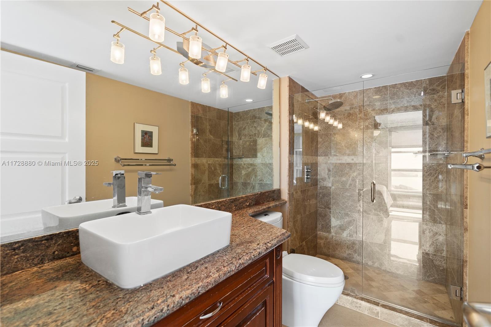 3530 Mystic Pointe Dr 2515 Property Photo 20
