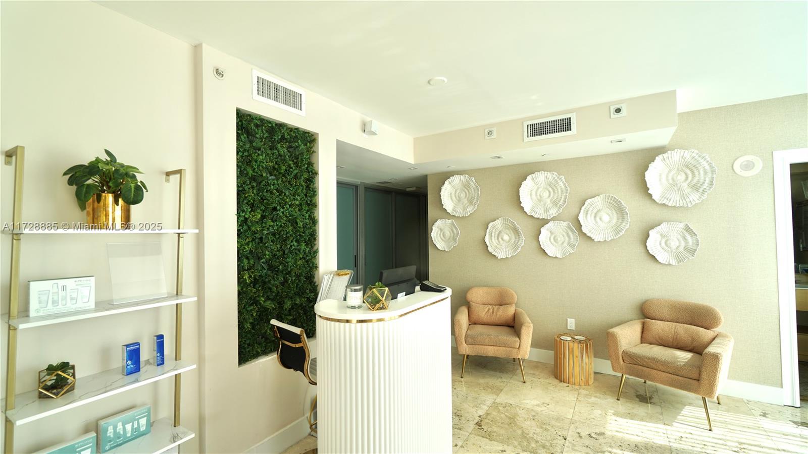 101 Ocean Dr 611 Property Photo 6