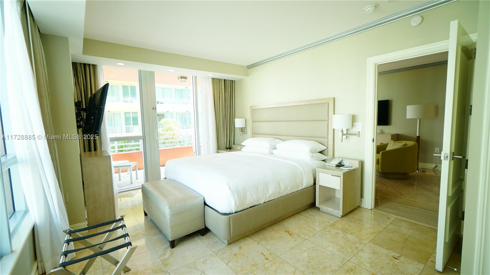 101 Ocean Dr 611 Property Photo 15