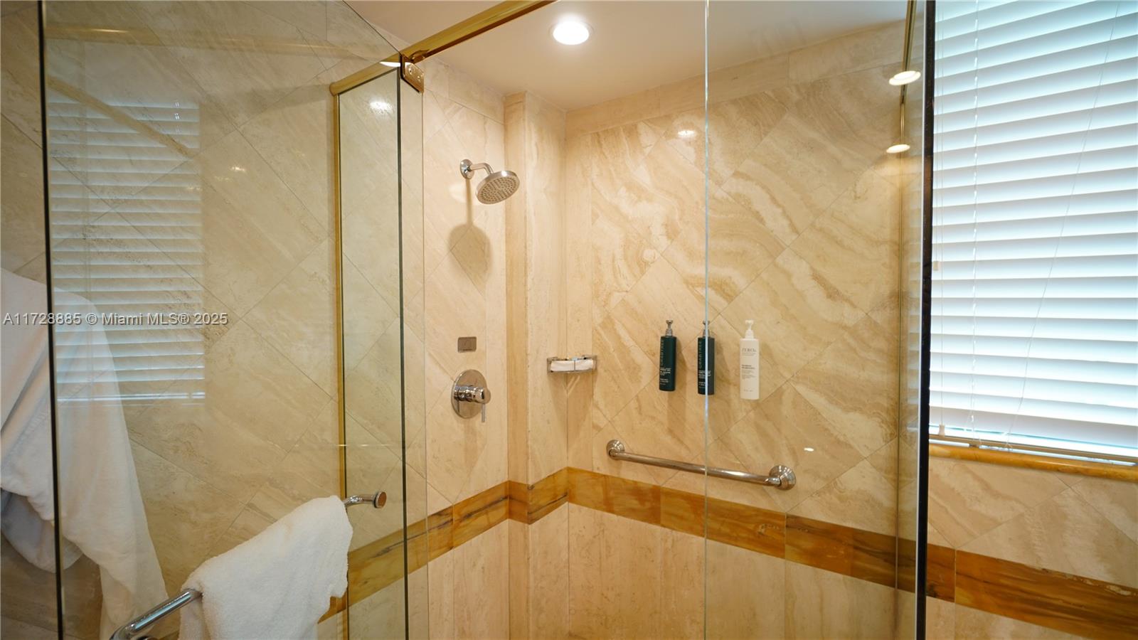 101 Ocean Dr 611 Property Photo 18