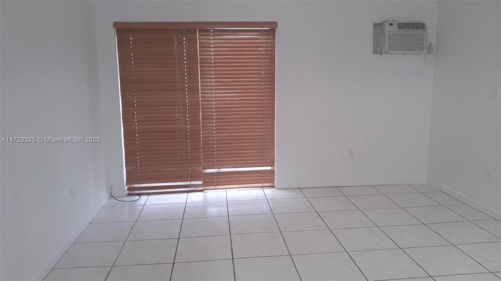 1441 Lincoln Rd 414 Property Photo 5