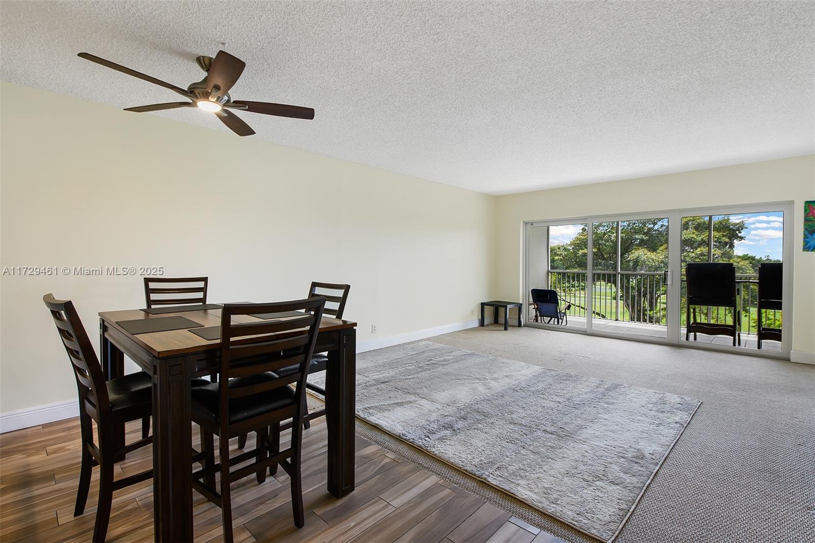3050 N Palm Aire Dr 501 Property Photo 6