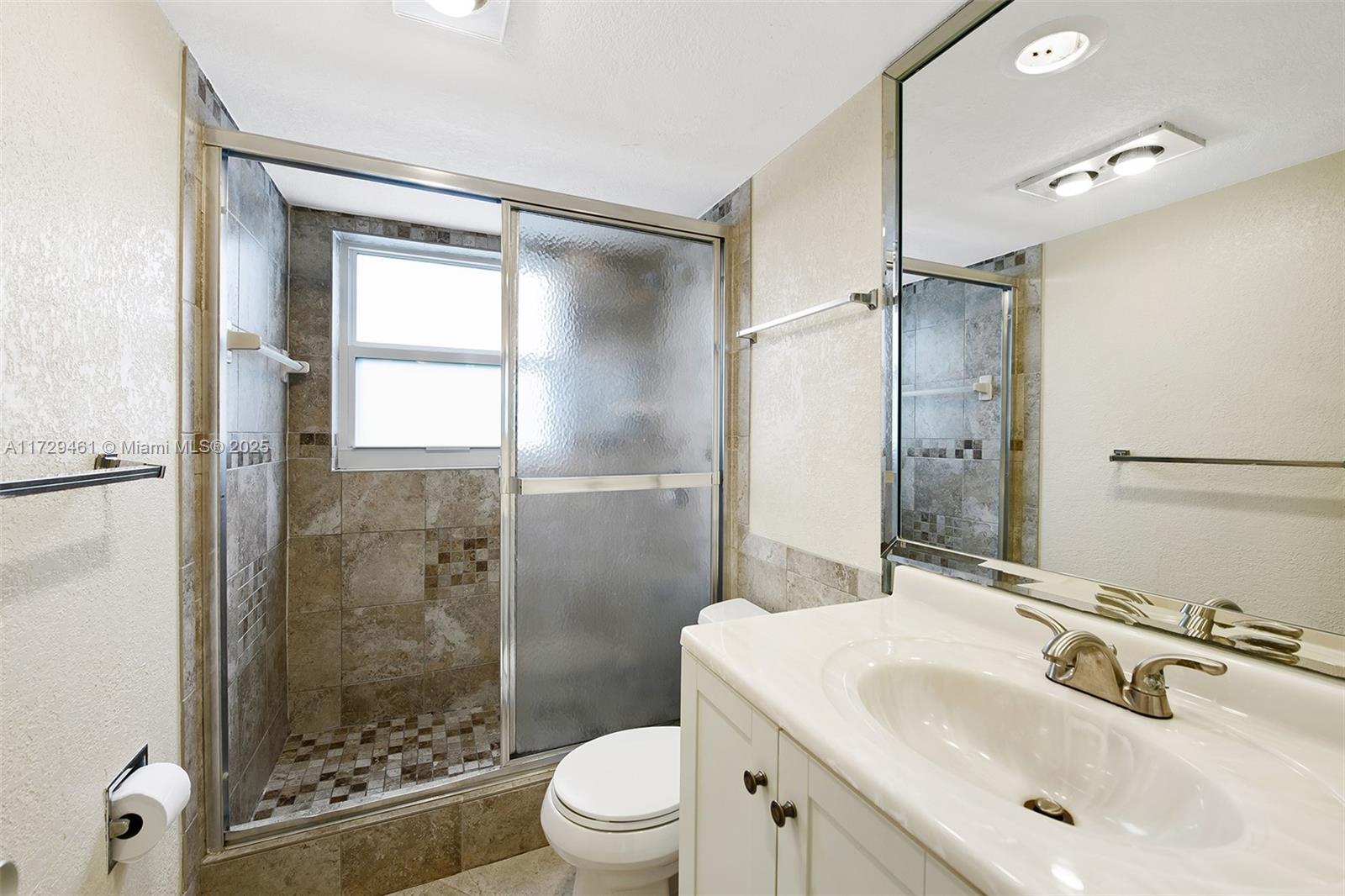 3050 N Palm Aire Dr 501 Property Photo 14