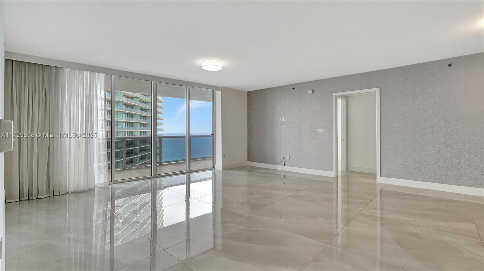 18911 Collins Ave 3102 Property Photo 11