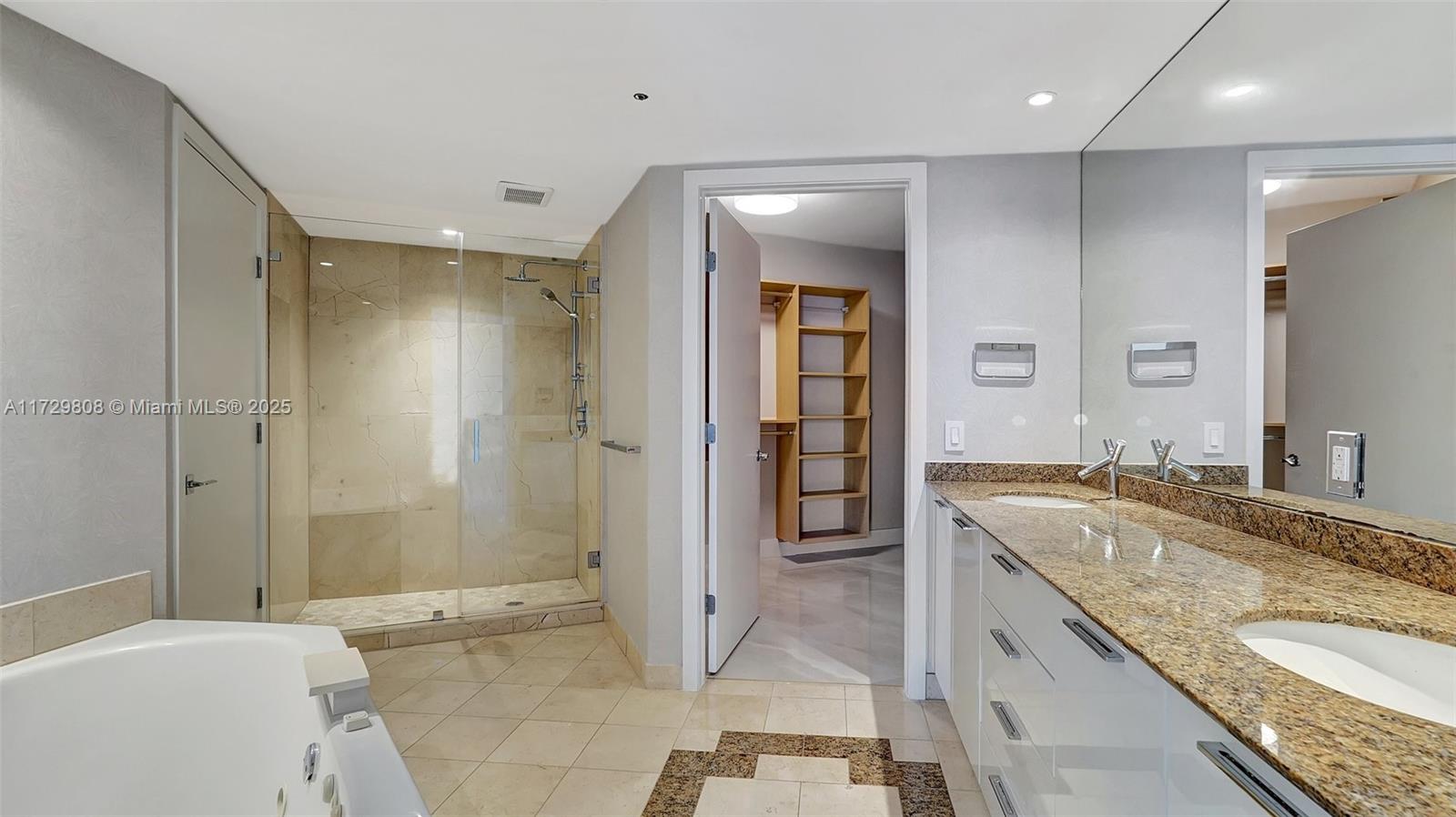 18911 Collins Ave 3102 Property Photo 17