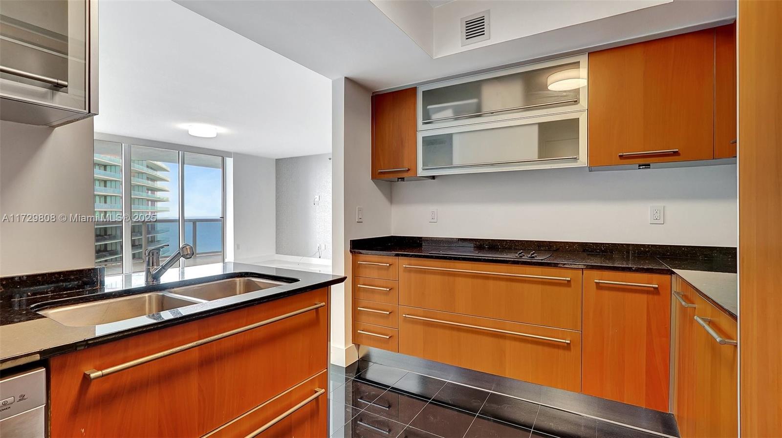 18911 Collins Ave 3102 Property Photo 32