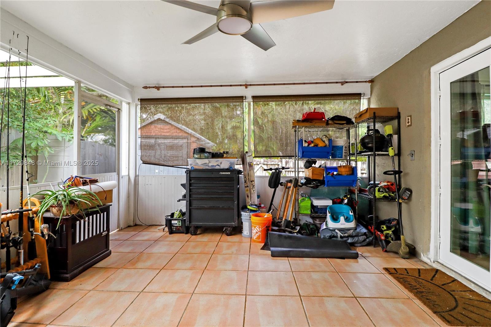 1729 N Curlew Ln Property Photo 18
