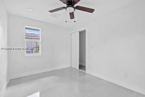 655 Sw 5th St Property Photo 12