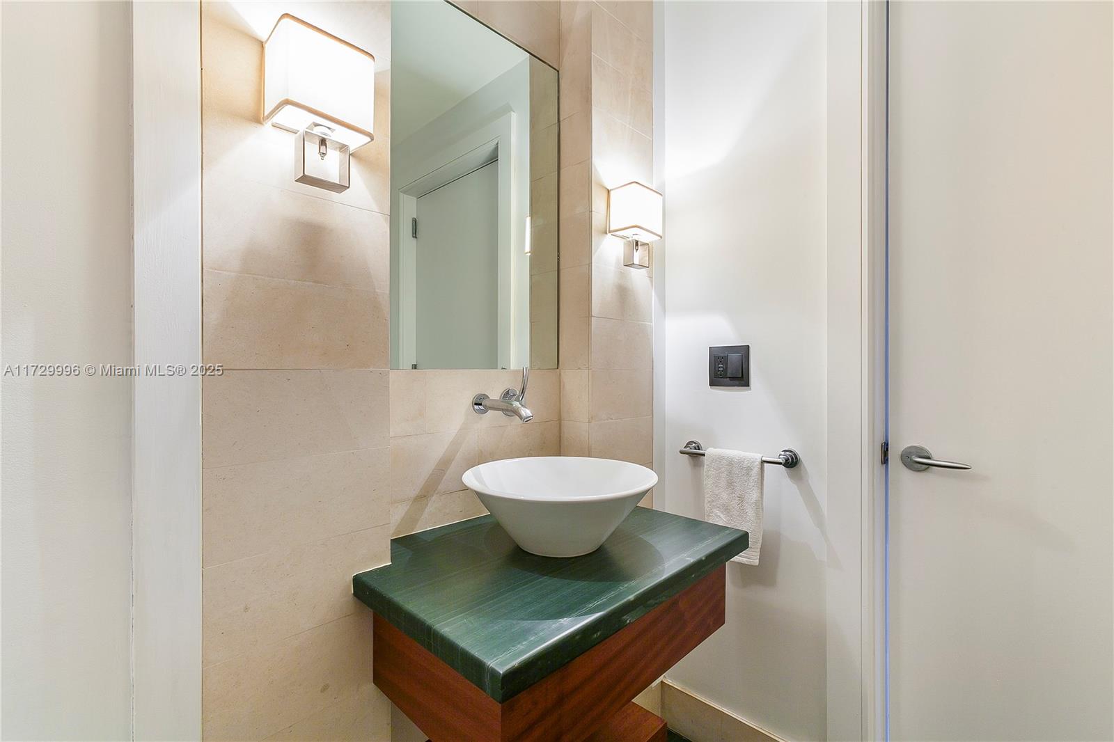 10295 Collins Ave 1612/1613 Property Photo 9