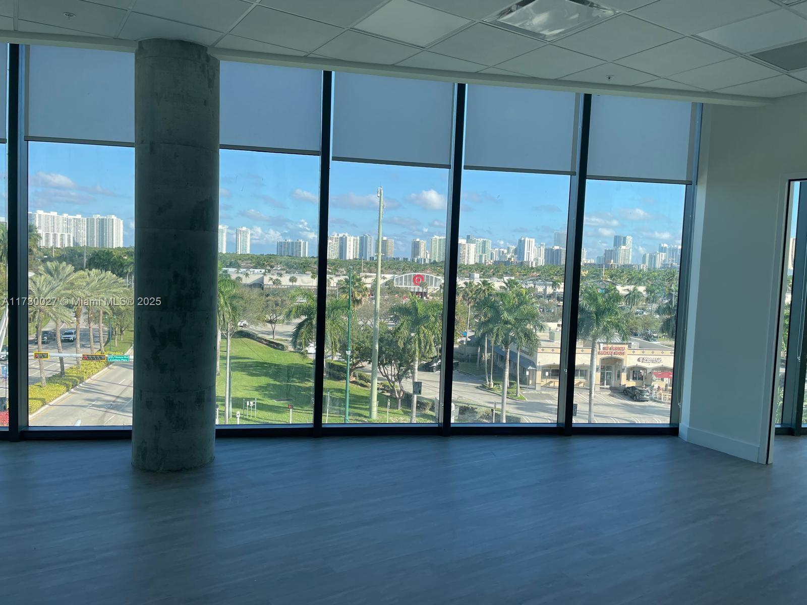 21290 Biscayne Blvd 407 Property Photo 7
