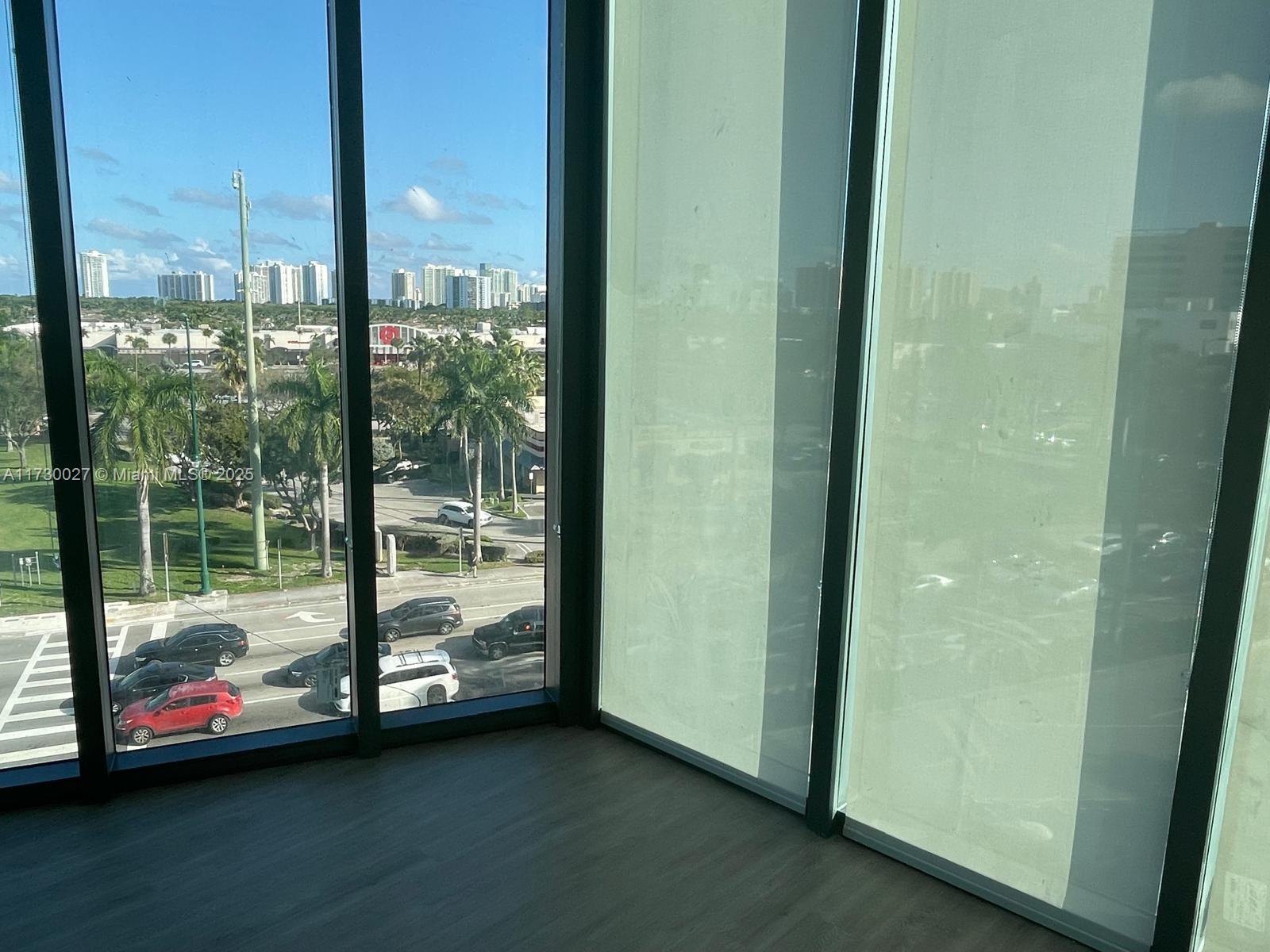 21290 Biscayne Blvd 407 Property Photo 13