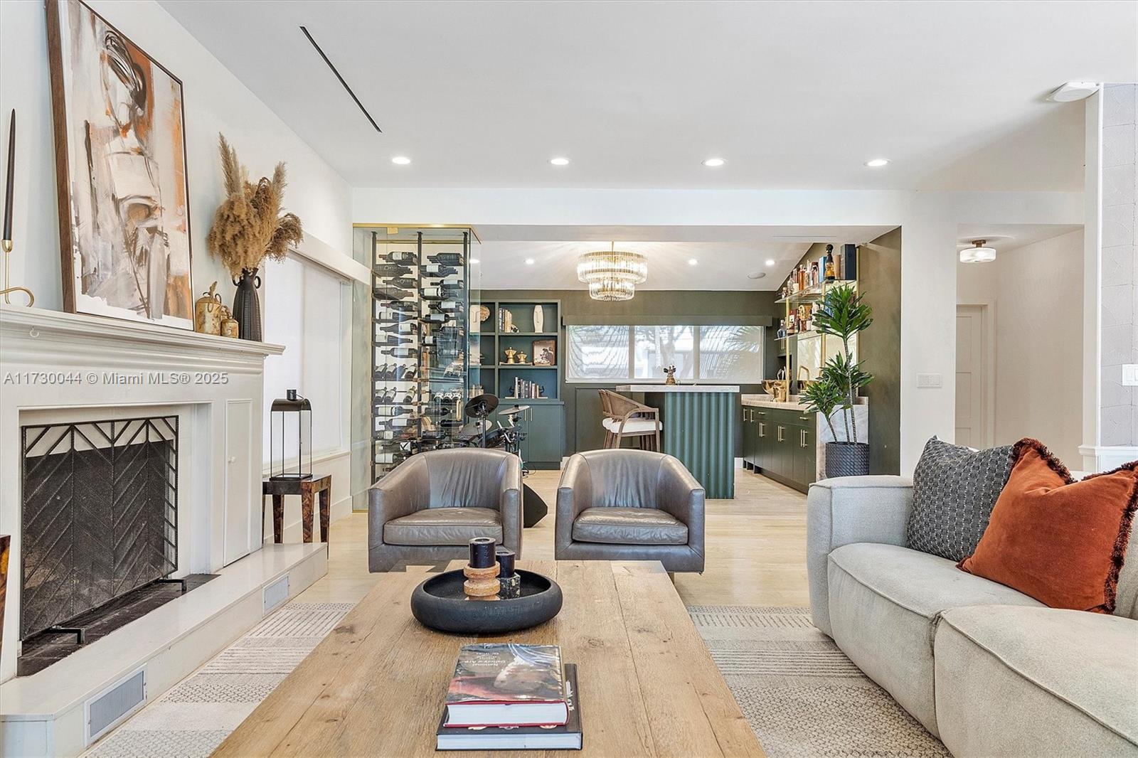 652 Ne 105th St Property Photo 12