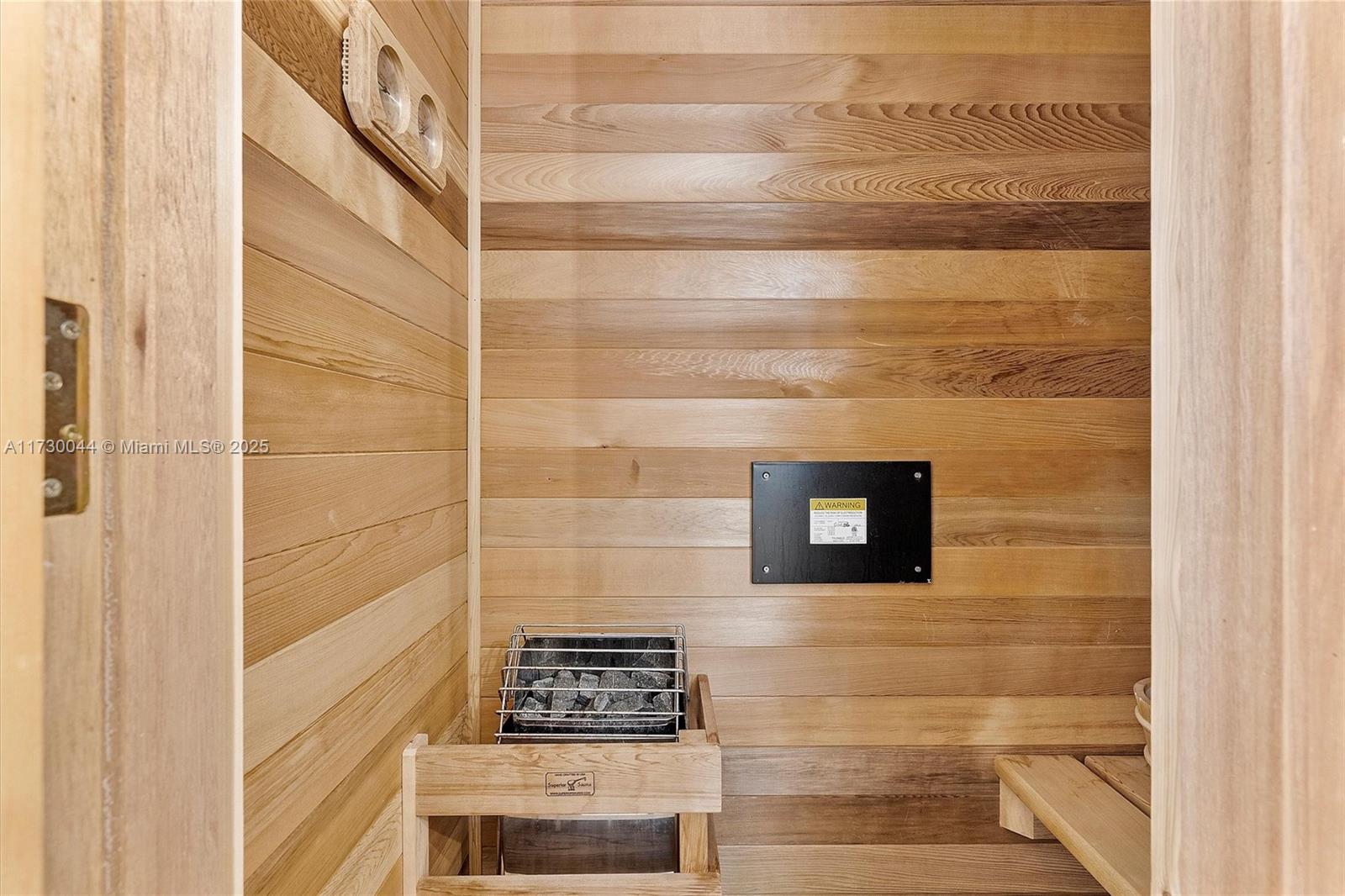 652 Ne 105th St Property Photo 28