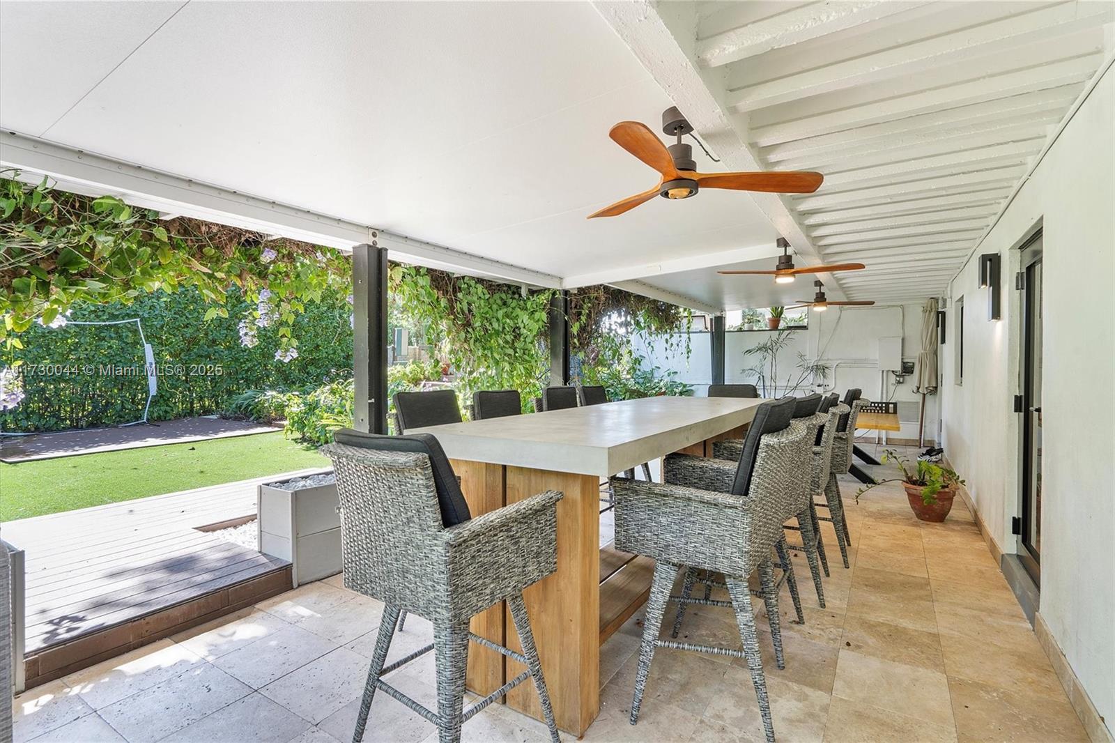 652 Ne 105th St Property Photo 49