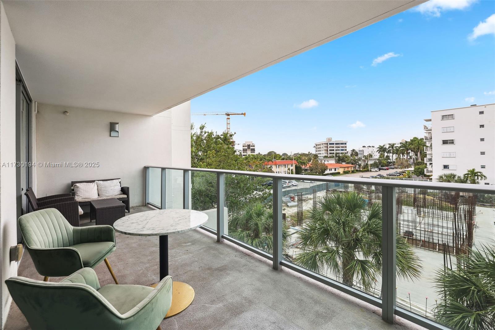 1025 92nd St 402 Property Photo 6