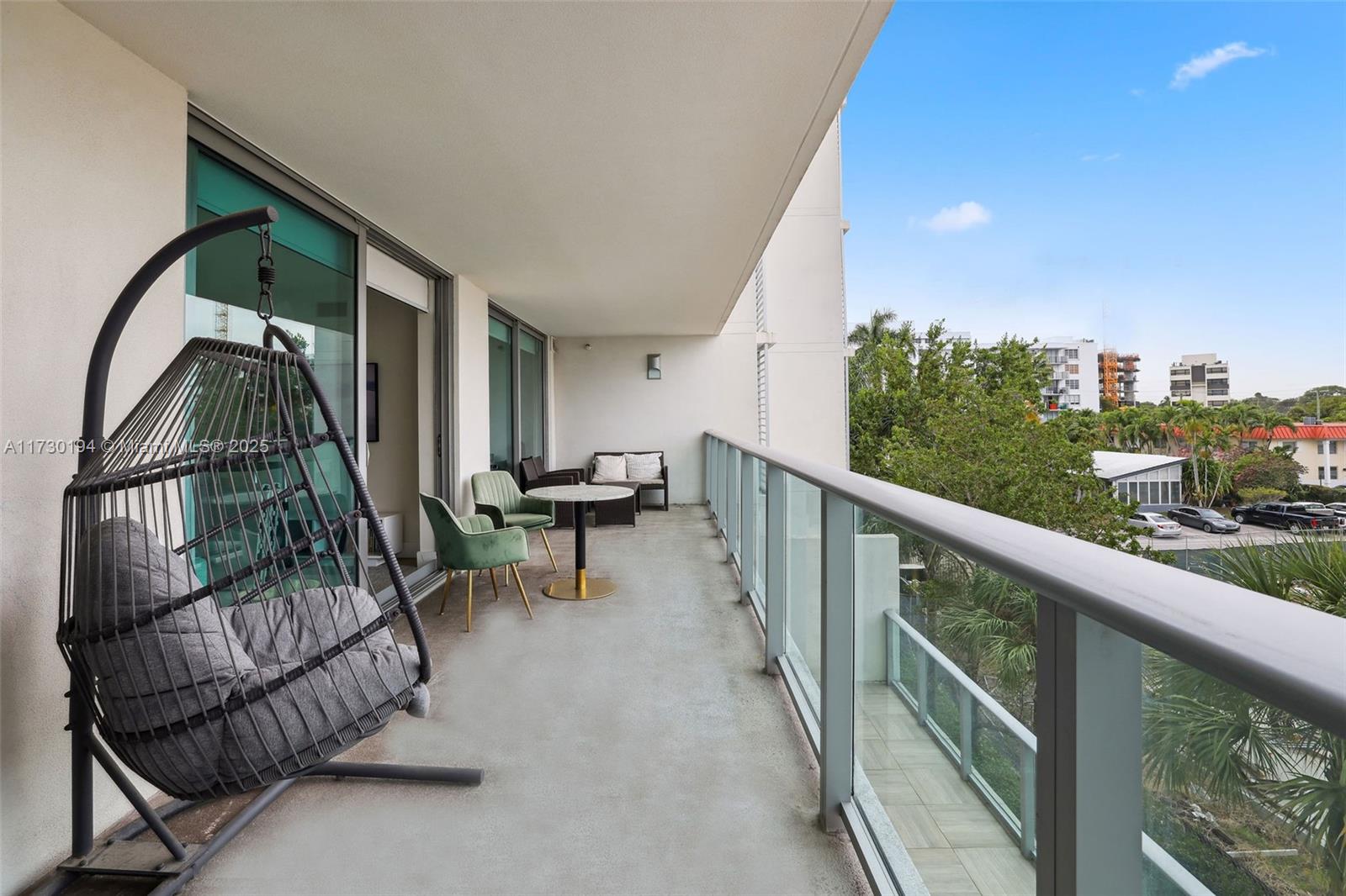 1025 92nd St 402 Property Photo 7