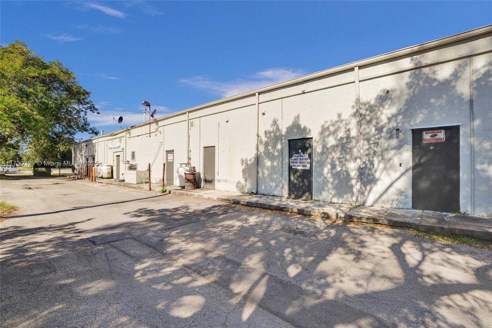 12382 Quail Roost Drive Property Photo 34
