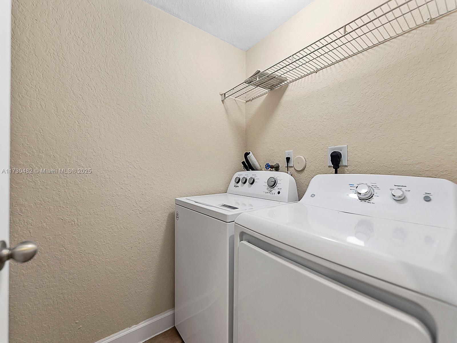 2463 Se 15th Ct Property Photo 25