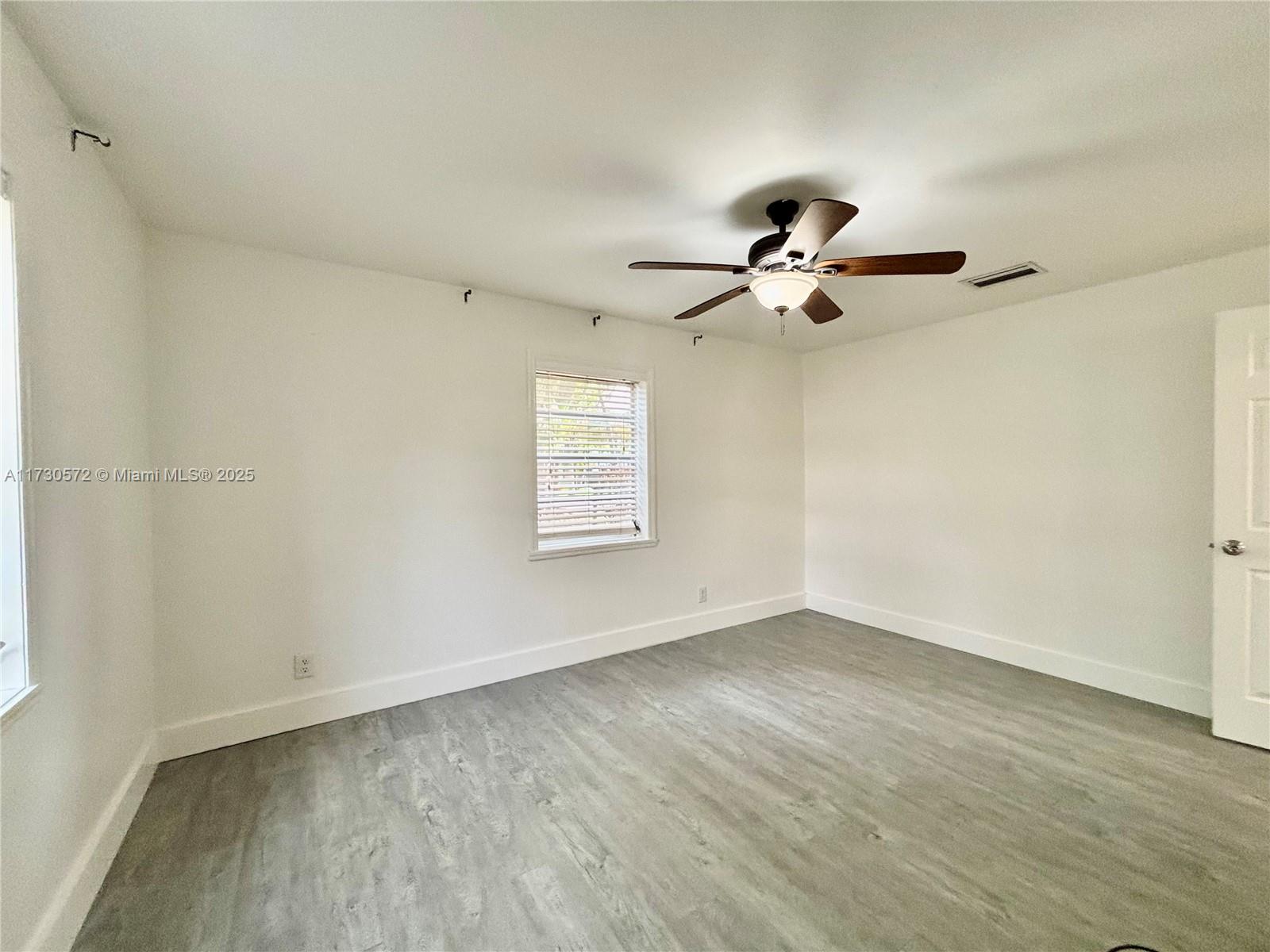 1619 Rodman St Property Photo 18