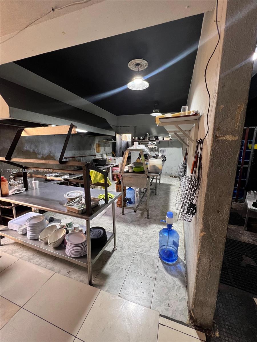 40 E Avenida San Vicente De Paul Property Photo 4