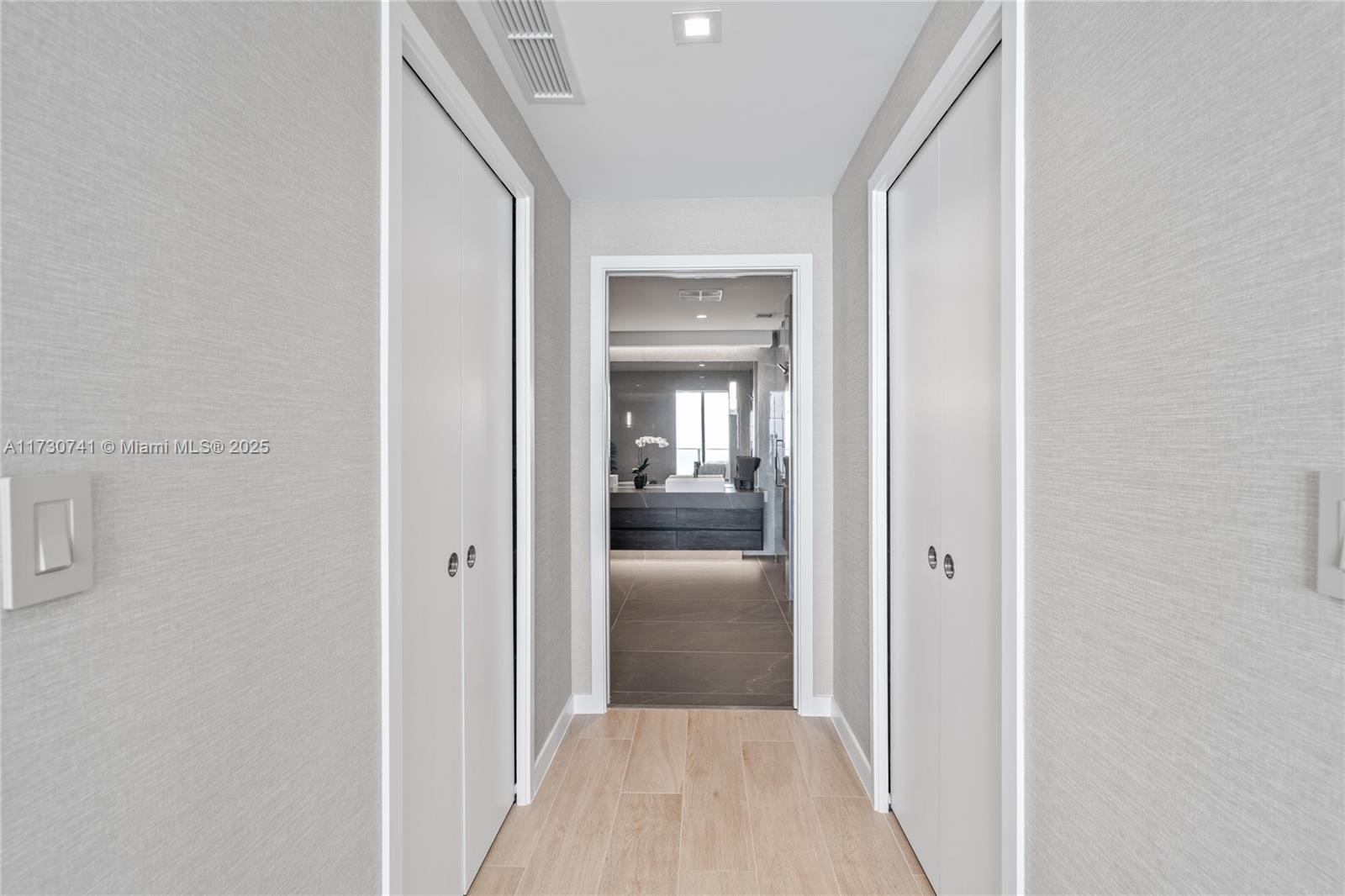 1116 N Ocean Blvd 1805 Property Photo 26