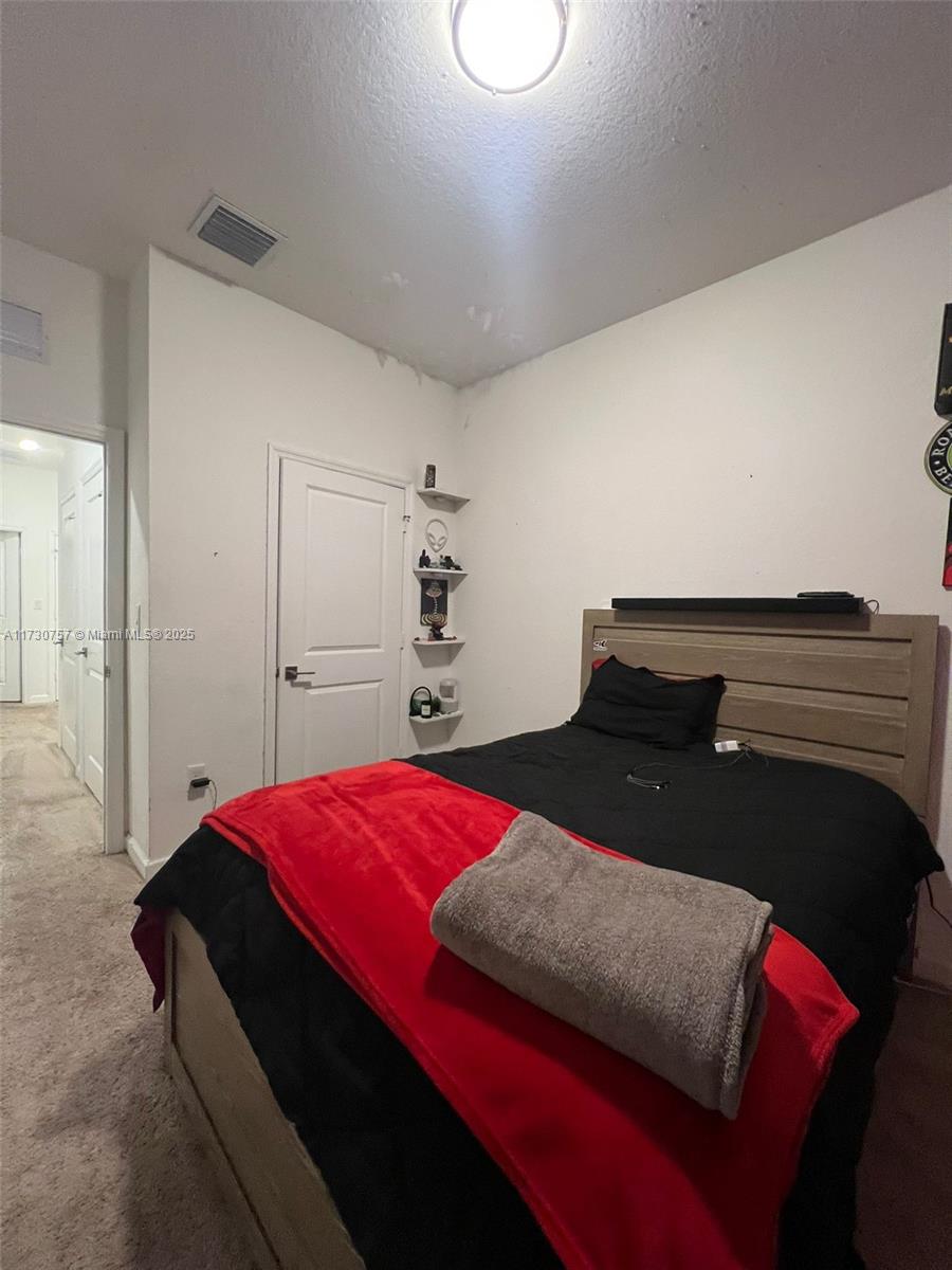 1137 Sw 6th Ct Property Photo 22