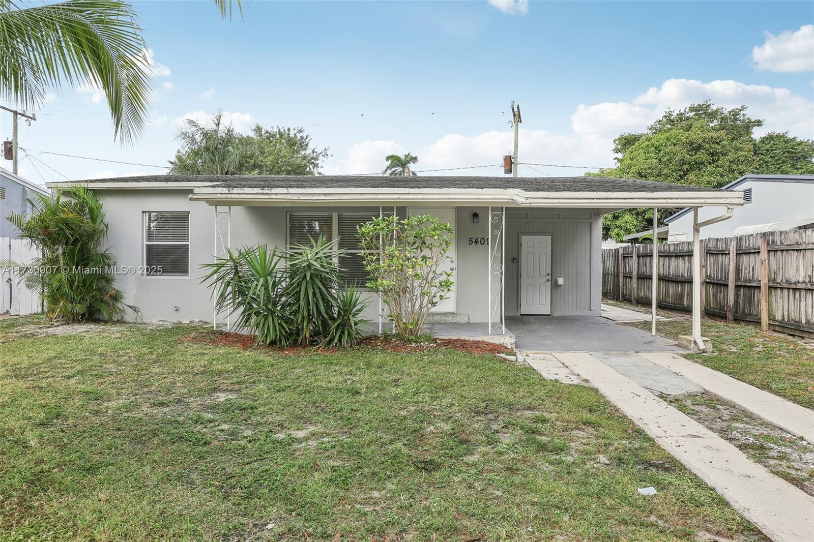 5409 N Andrews Ave Property Photo 1